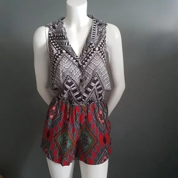 Southwestern Motif Romper    - Picture 2 of 11